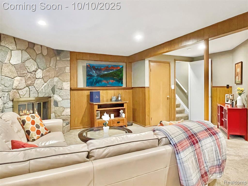 6460 Elmoor Drive, Troy, MI 48098 — Photo 25