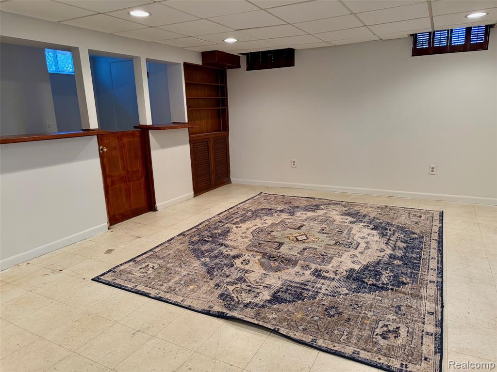 17617 Avilla Blvd Boulevard, Lathrup Village, MI 48076 — Photo 29