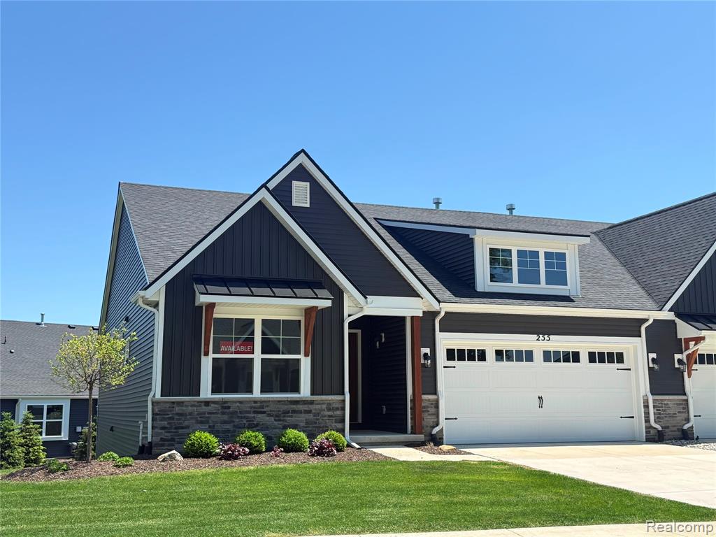 255 Canyon Creek Court, 49, Howell, MI 48843