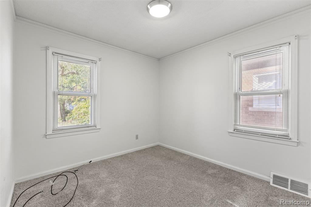 6553 Orchard Avenue, Dearborn, MI 48126 — Photo 17