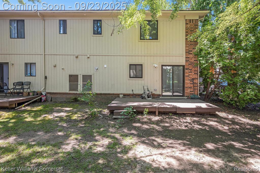 40872 Highpointe Drive, Clinton Twp, MI 48038 — Photo 17