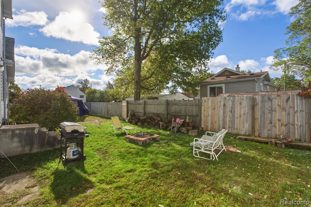 934 Cherry Street, Monroe, MI 48161 — Photo 30
