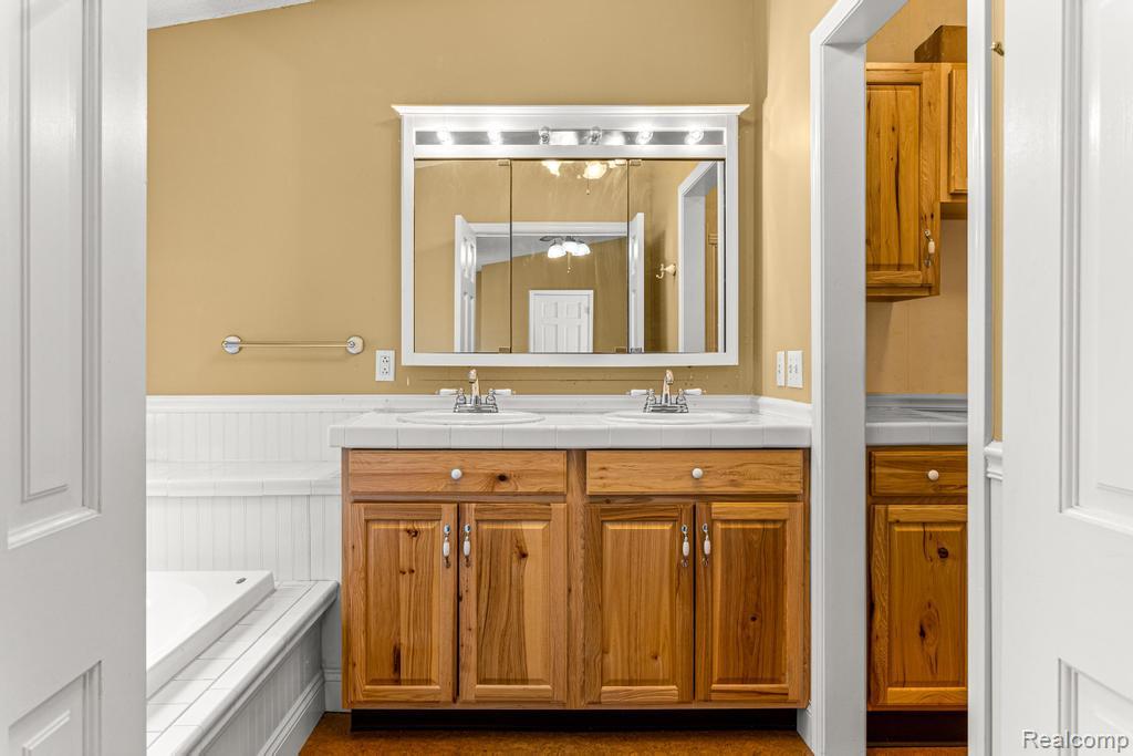 1941 Crouch Road, Jackson, MI 49201 — Photo 19