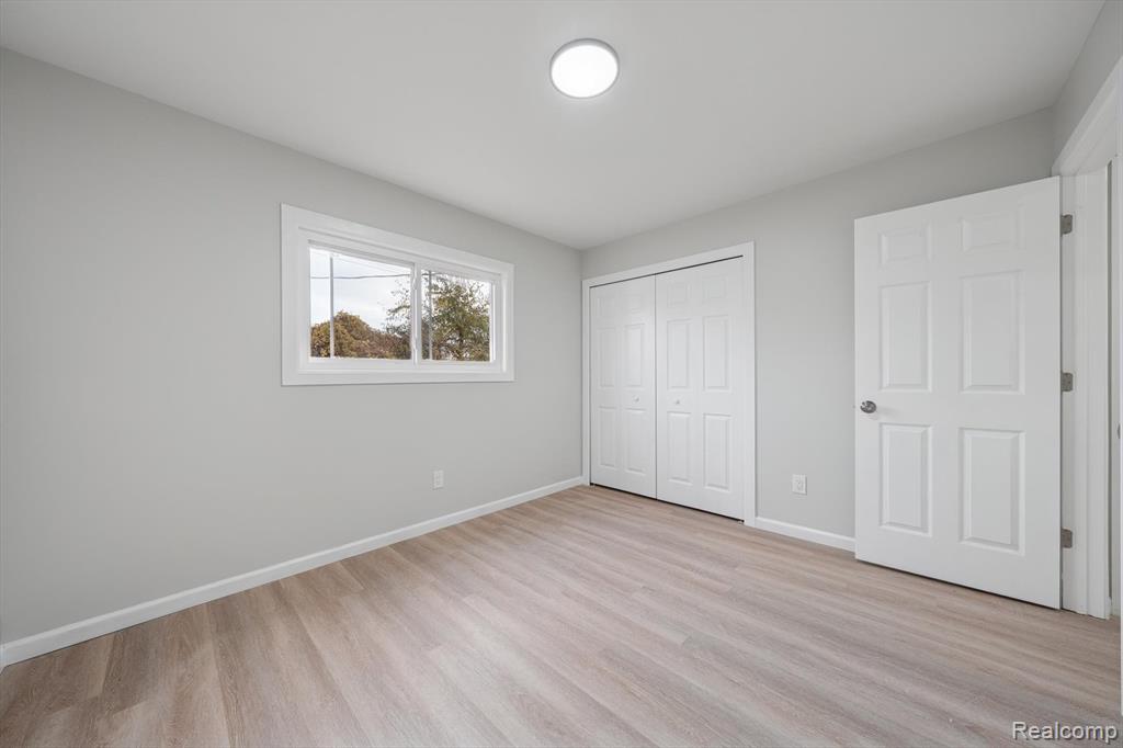 5232 Dickson Drive, Sterling Heights, MI 48310 — Photo 26