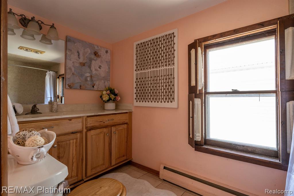 565 SLEAFORD Road, Howell, MI 48843 — Photo 20