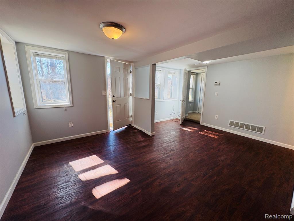 4109 Parkway, Waterford, MI 48328 — Photo 6