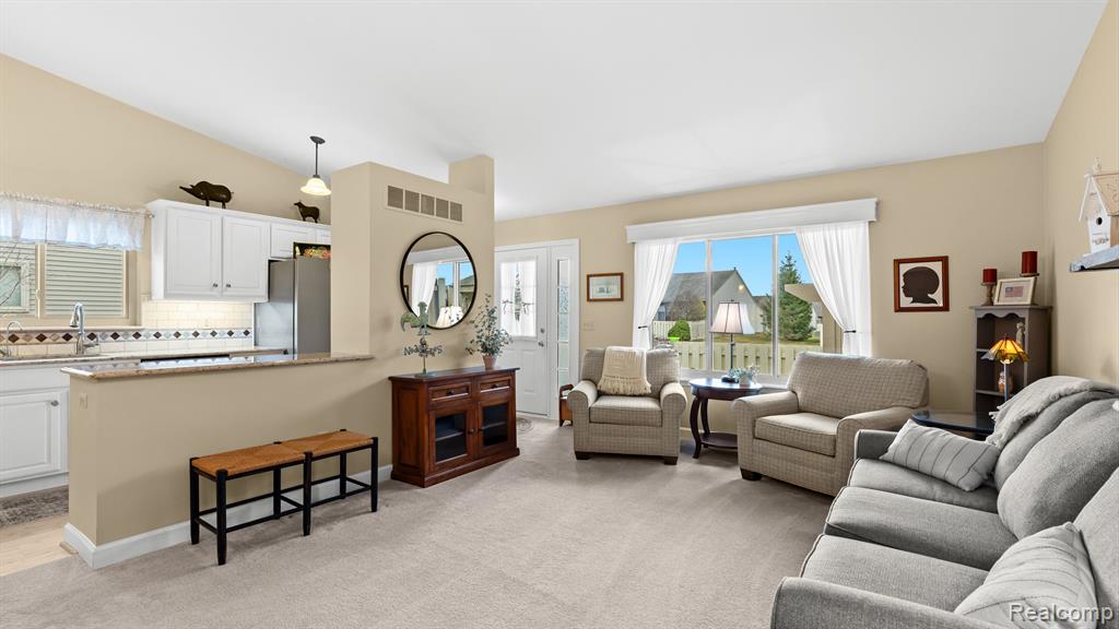 62070 Arlington Circle, South Lyon, MI 48178 — Photo 5