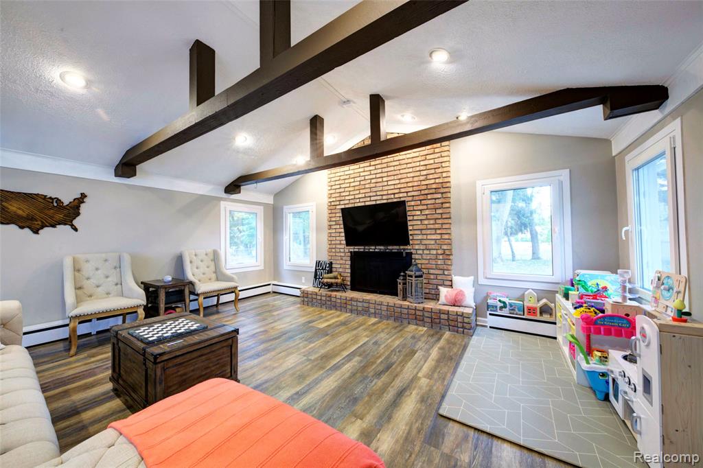532 John R, Milford, MI 48381 — Photo 13