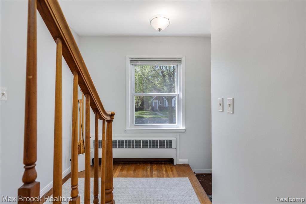 432 W CAMBOURNE Street, Ferndale, MI 48220 — Photo 6