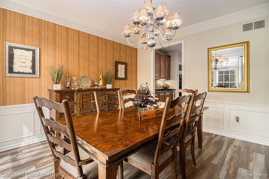 48520 Antique, Canton, MI 48187 — Photo 7