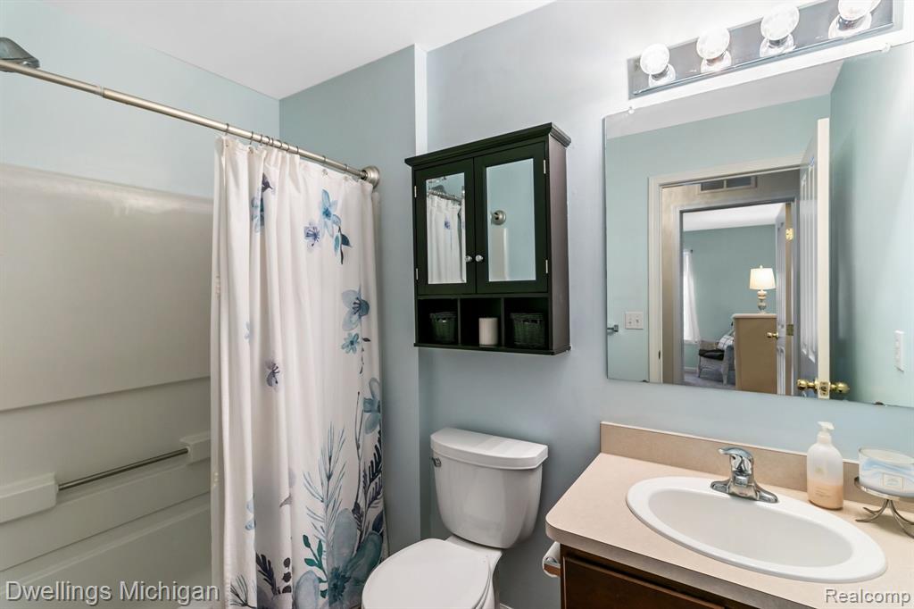 753 ABBINGTON, Howell, MI 48843 — Photo 26