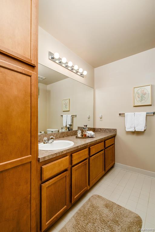 7820 CHLOE Court, Van Buren, MI 48111 — Photo 11