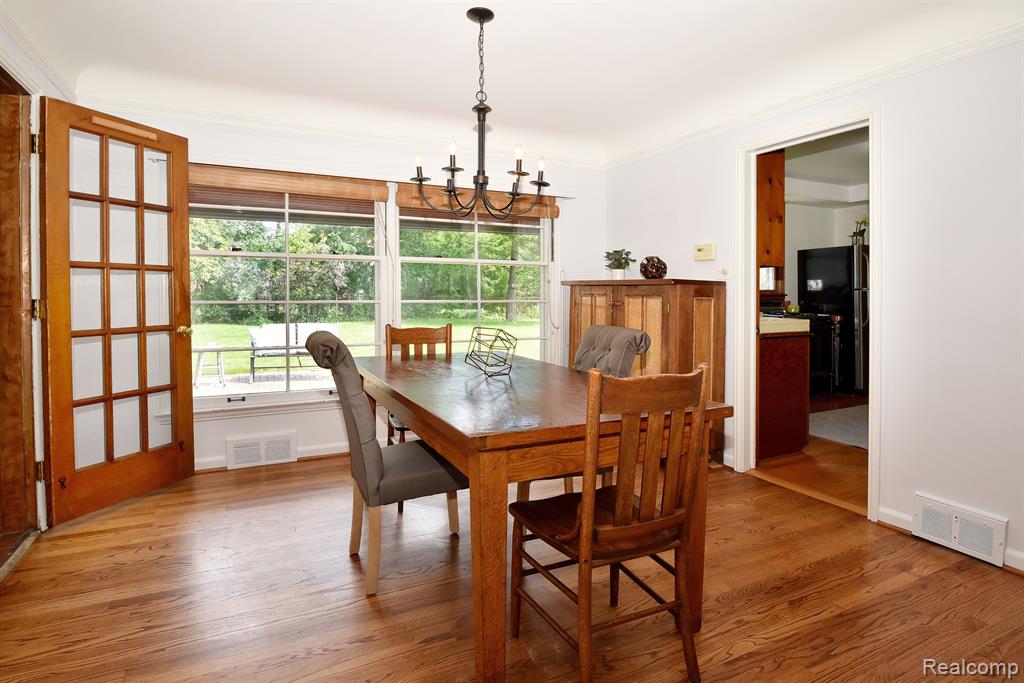4126 N FULTON Place, Royal Oak, MI 48073 — Photo 9
