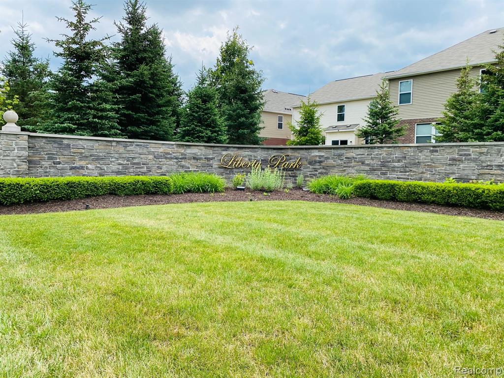 44561 GWINNETT Loop, Novi, MI — Photo 24