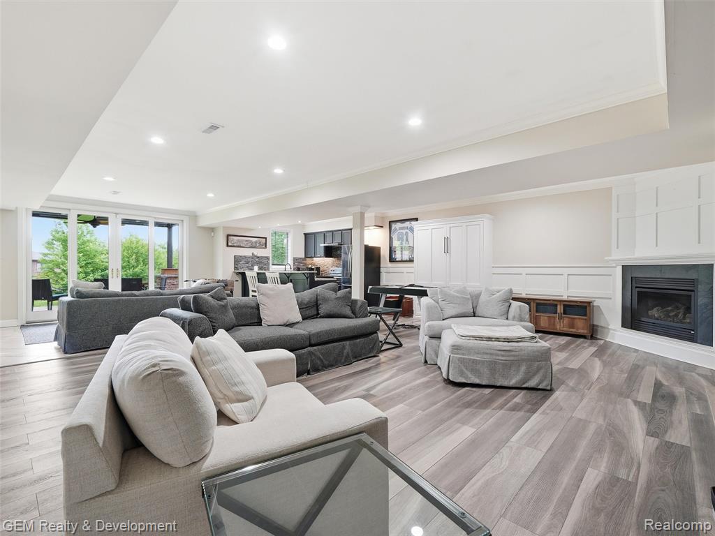 45625 W 9 Mile Road, Novi, MI — Photo 49