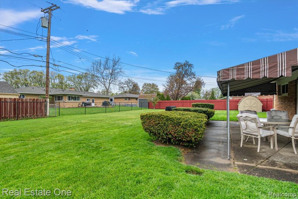 53223 Starlite Drive, Shelby Twp, MI 48316 — Photo 11