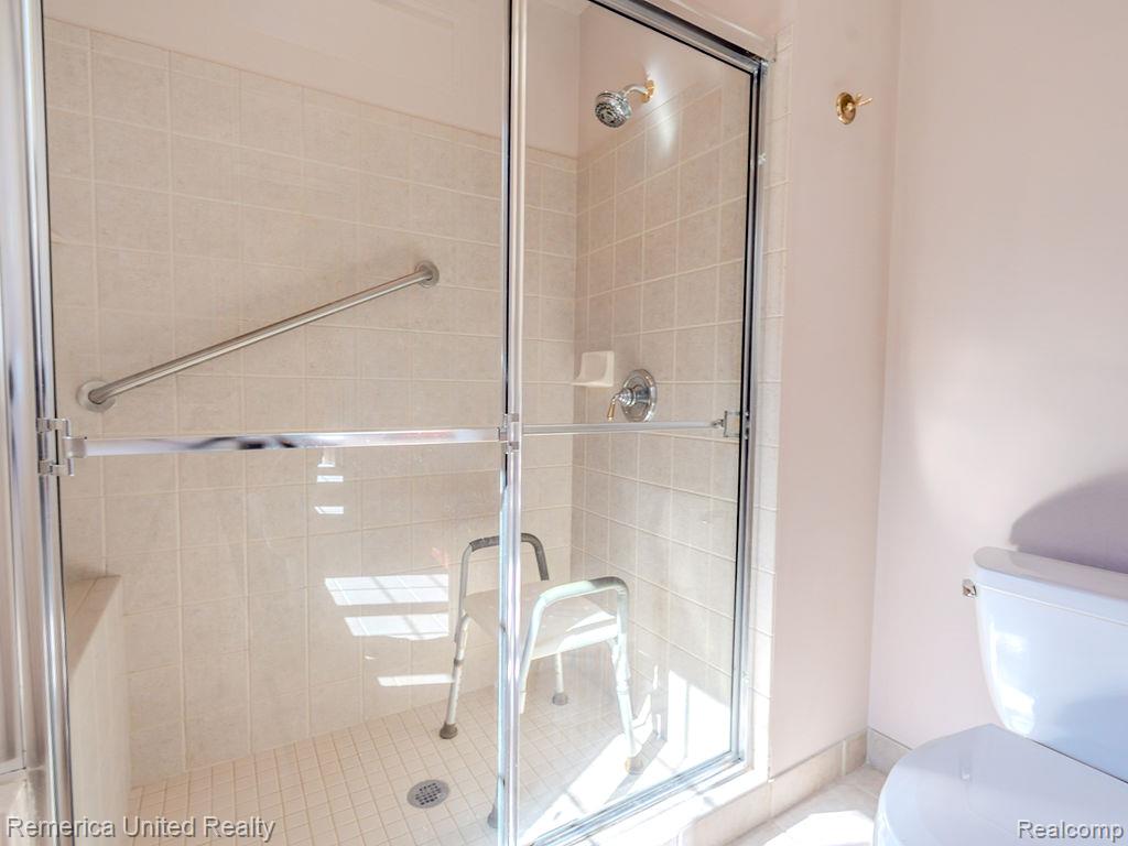 7429 Pine Vista Drive, Brighton, MI 48116 — Photo 36