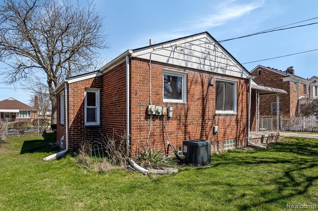 7258 COOLIDGE, Center Line, MI 48015 — Photo 30