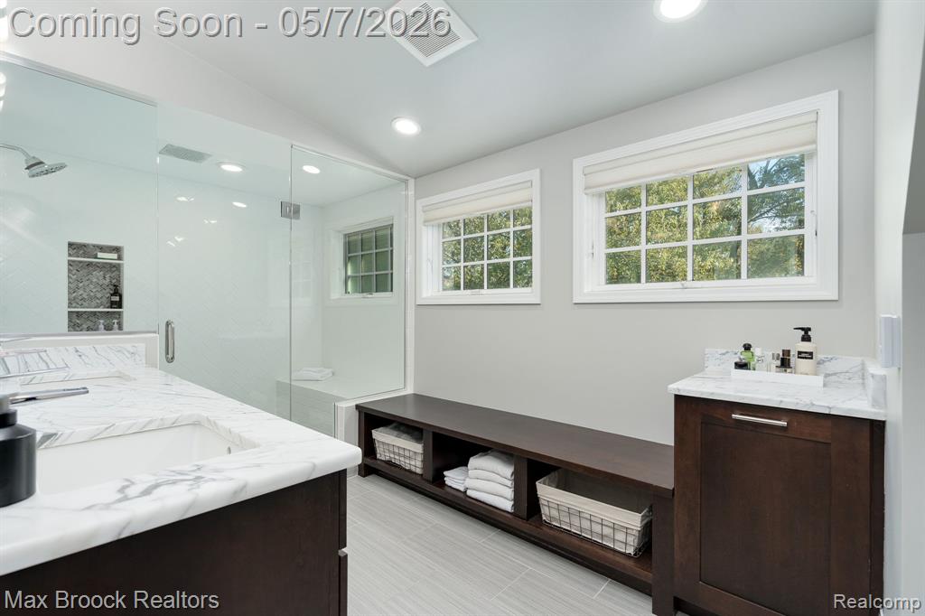 30800 Roberts Drive, Franklin, MI 48025 — Photo 38