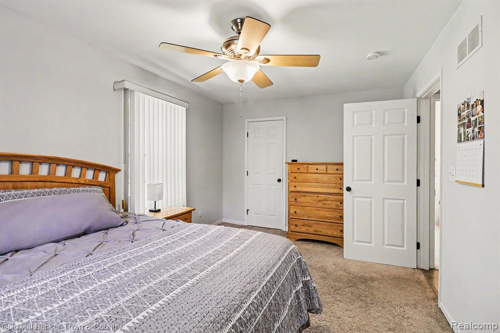 47083 Auburn Court, Utica, MI 48317 — Photo 13