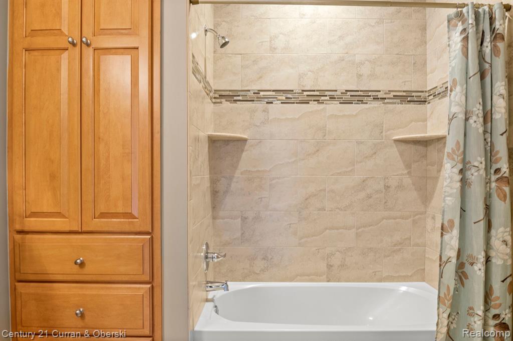 56546 CLEARSTONE Drive, Macomb, MI 48042 — Photo 27