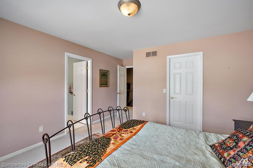 6811 BLAKEWOOD, West Bloomfield, MI — Photo 77