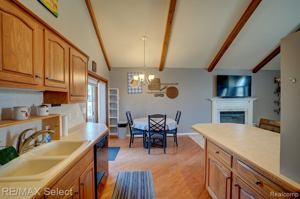 436 WINDY, Flushing, MI 48433 — Photo 8