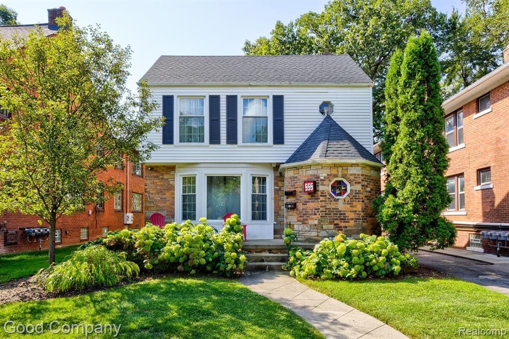 555 W BRECKENRIDGE Street, Ferndale, MI 48220 — front exterior