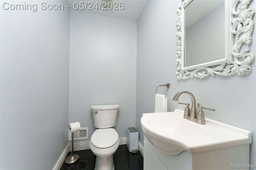 13800 12 Mile Road, South Lyon, MI 48178 — Photo 22