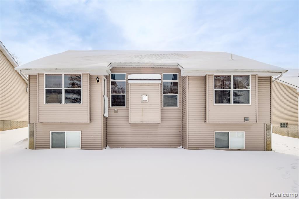 4503 Cross Creek Boulevard, Burton, MI 48509 — Photo 39