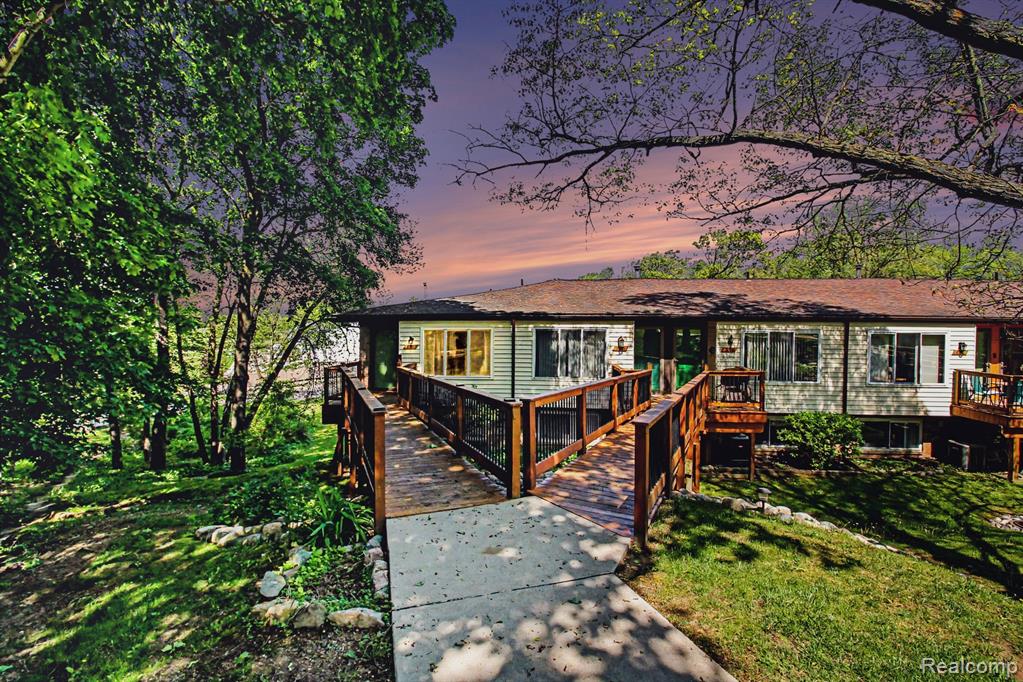 851 Union Street, 40, Milford, MI 48381 — Photo 16