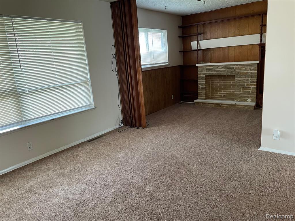 902 DELL Avenue, Flint, MI 48507 — Photo 4