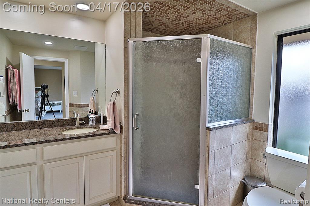 7309 Creek View Circle, West Bloomfield, MI — Photo 23
