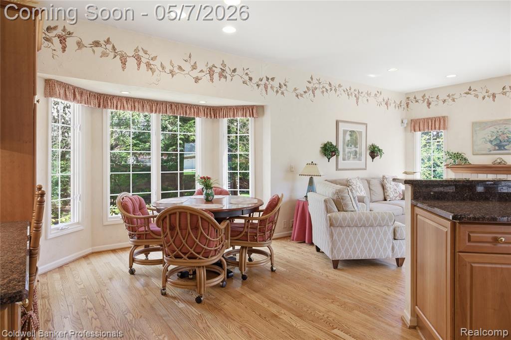 7520 Mistwood Drive, White Lake, MI 48383 — Photo 23