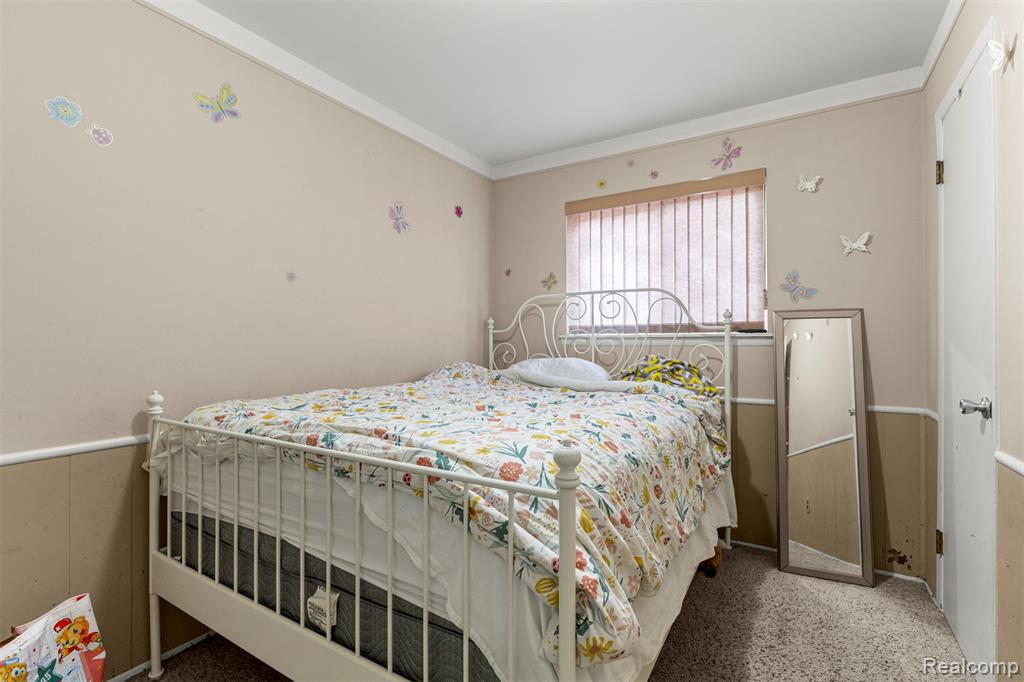 939 Stewart Avenue, Lincoln Park, MI 48146 — Photo 15