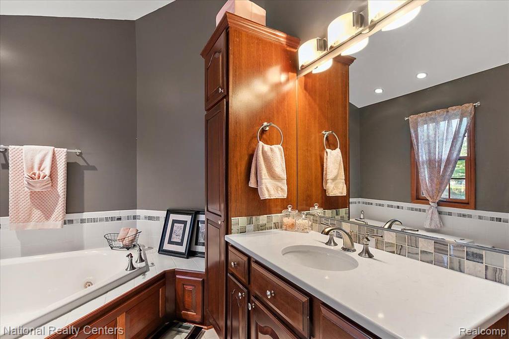 8648 LYNWOOD Lane, Mecosta, MI 49332 — Photo 66