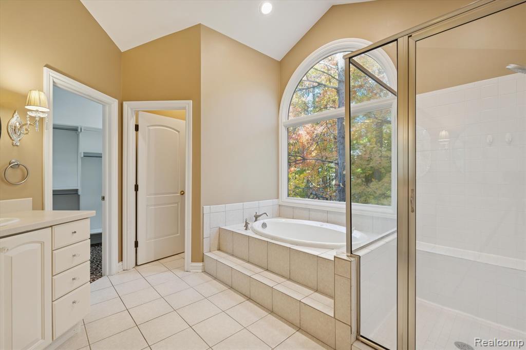 5203 N Bancroft, Bancroft, MI 48429 — Photo 32