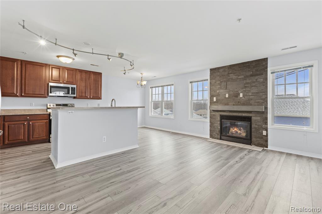 3939 Forester Boulevard, Auburn Hills, MI 48326 — Photo 12