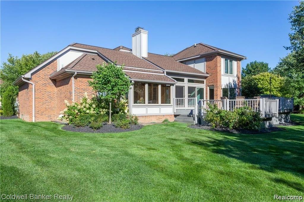 989 ELMSMERE Drive, Northville, MI 48167 — Photo 35