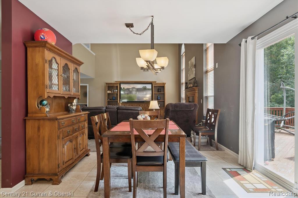 4025 Forest Edge Drive, Commerce Twp, MI 48382 — Photo 15