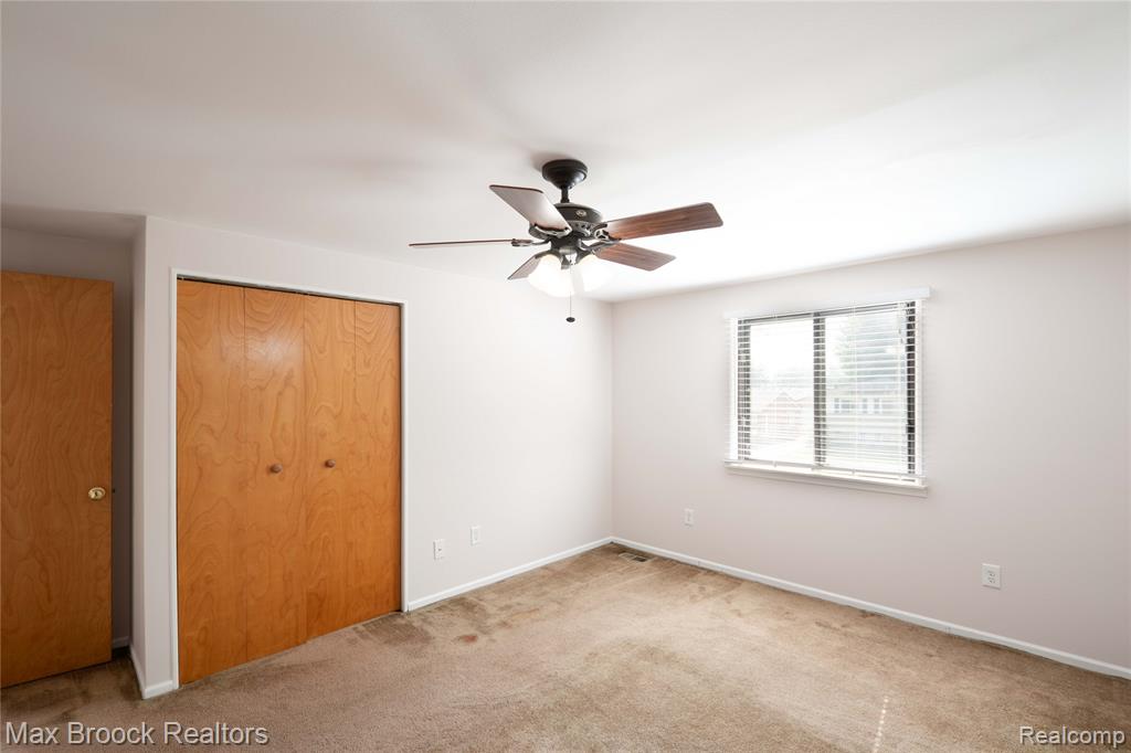 8212 Carrousel Boulevard, Westland, MI — Photo 24