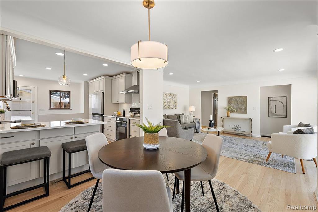 31060 E Rutland Street, Beverly Hills, MI 48025 — Photo 10