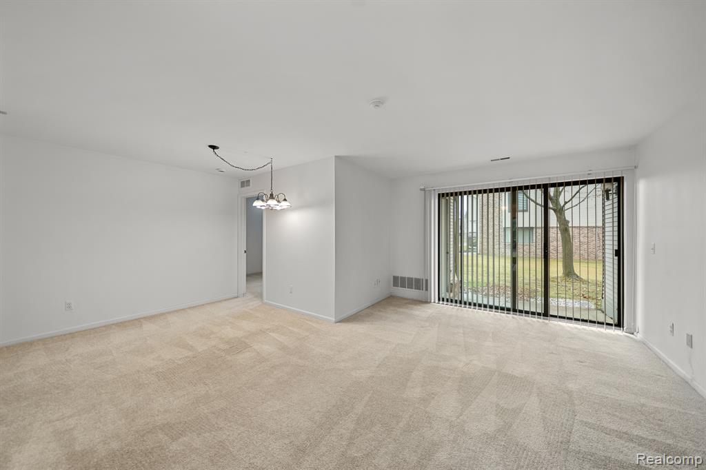 42565 Lilley Pointe Drive, Canton, MI 48187 — Photo 8