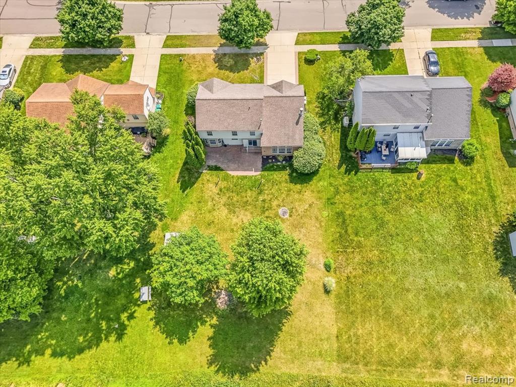 14642 Wildbrook Drive, Belleville, MI 48111 — Photo 15