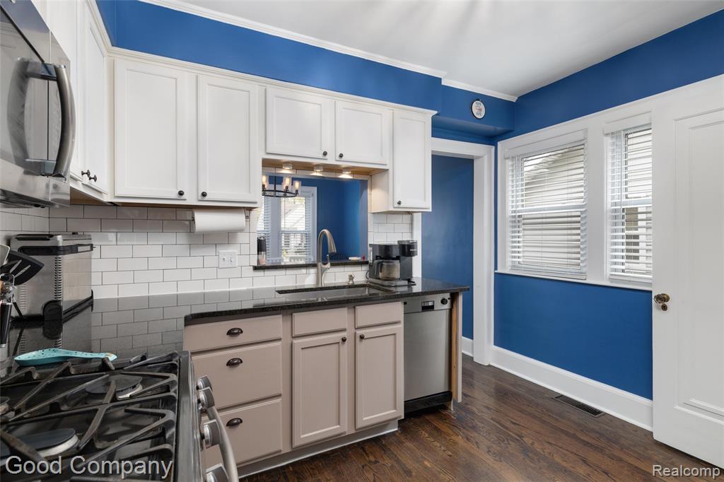 820 E 2nd Street, Royal Oak, MI 48067 — Photo 12
