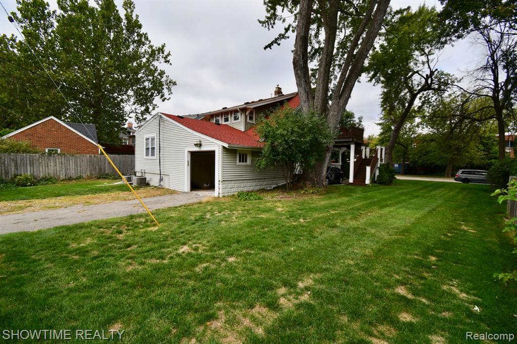 715 W 4TH Street, Royal Oak, MI 48067 — Photo 19