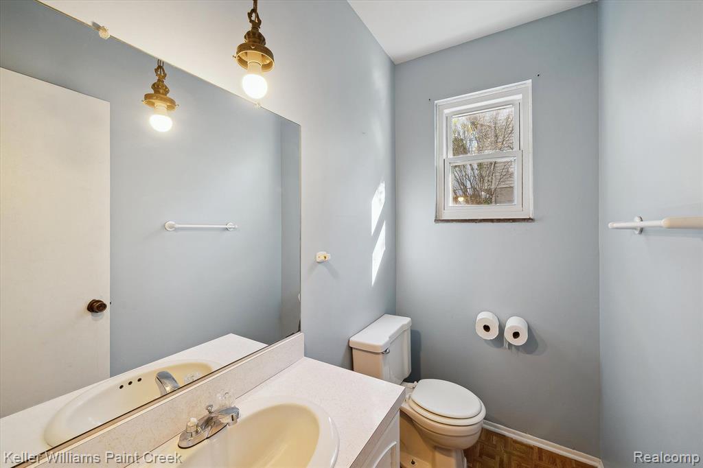 1852 MIDVALE Avenue, Ypsilanti, MI 48197 — Photo 36