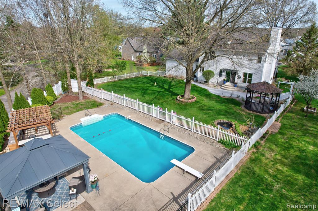 7404 HAVILAND BEACH Drive, Linden, MI 48451 — Photo 4