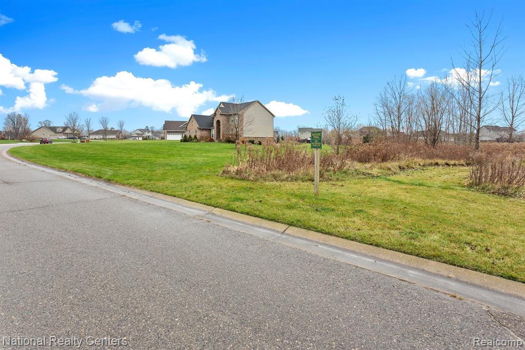 316 Lenox Lane, Brighton, MI 48114 — Photo 58