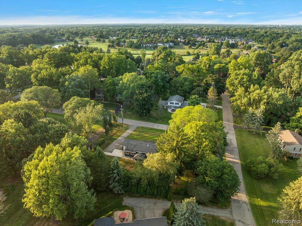 4521 Coachmaker Drive, Bloomfield Hills, MI 48302 — Photo 49